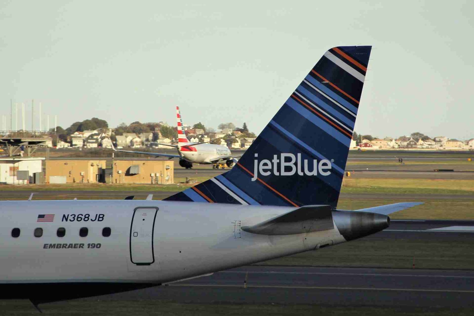 Does JetBlue have WiFi? What Is FlyFi? Ultimate Guide [2022]